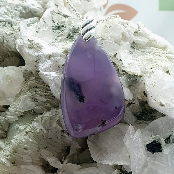 Purple on sale agate pendant