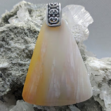 Load image into Gallery viewer, Stick Agate Pendants