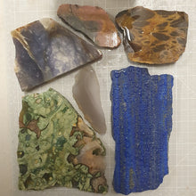 Load image into Gallery viewer, cabochon stone