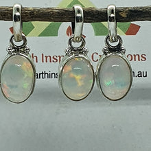 Load image into Gallery viewer, Opal Pendants