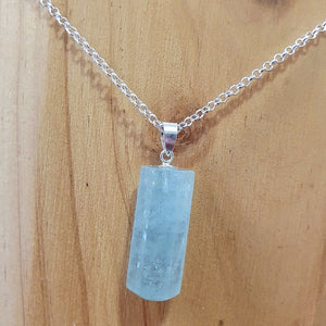 aquamarine pendant