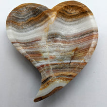 Load image into Gallery viewer, Banded Onyx Curved Heart Dish