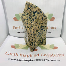 Load image into Gallery viewer, K2 Stone