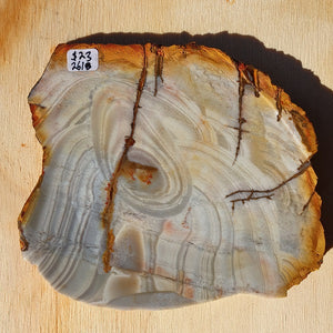 ribbon stone